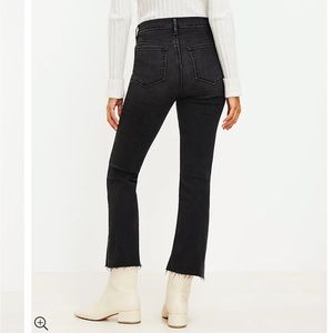 LOFT Fresh Cut High Rise Kick Crop Jeans in Black, NWT, size 28